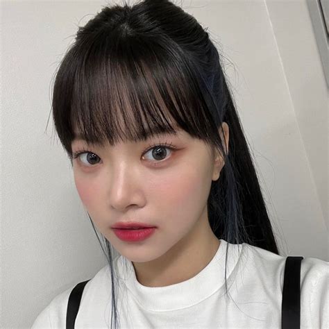 Hong Eunchae Le Sserafim Selca Icon Pfp Kpop