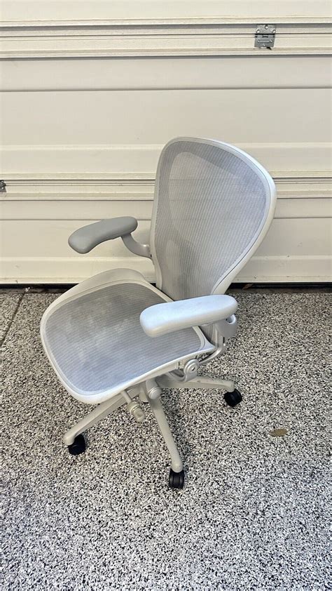 Herman Miller Aeron Chair Fully Loaded Remastered Size C Posturefit