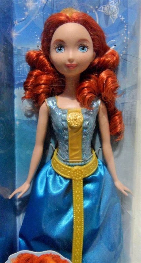 Hermosa Muñeca De La Princesa Merida Valiente Disney Mattel 31000