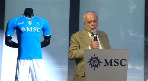 Presentate Le Nuove Maglie Azzurre Della SSC NAPOLI Adl Promette Un