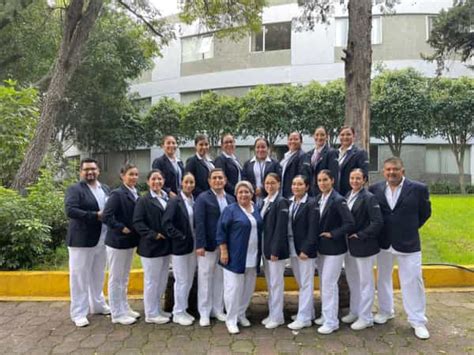 Asistieron estudiantes de la especialidad de enfermería del HGT a