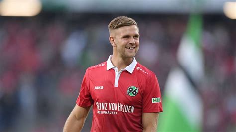 Der Ex Bremer Niclas Füllkrug freut sich auf ein Wiedersehen mit Werder