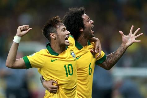 Neymar Y Dani Alves Fueron Excluidos De La Convocatoria De Brasil