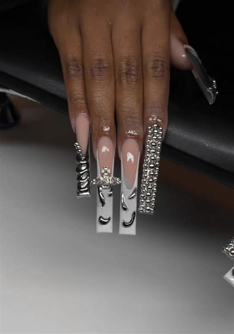 Pin By Olivia Nwigwe On Nails Clawss In Bling Acrylic Nails