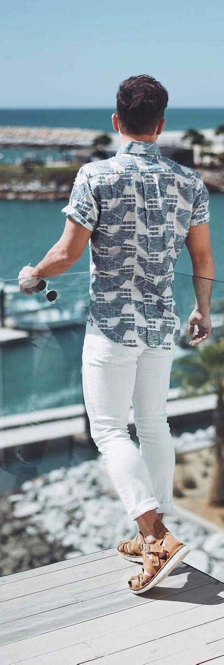 15 Trendy Printed Shirt Outfit Ideas For Men To Try Now