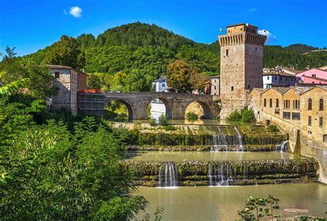 LE CITTA DEL TARTUFO DAL PIEMONTE ALLA SICILIA