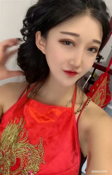 有没有喜欢东北的小姐姐的男生 美女 ZZXXO