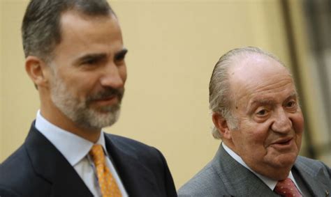 Rey Felipe Vi De España Renuncia A La Herencia De Su Padre Y Le Retira