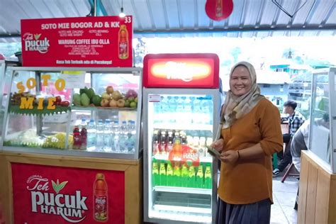 Pedagang Foodcourt Bogor Apresiasi Le Minerale Bangun Tempat Kumuh Jadi