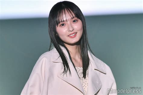 画像11 24 乃木坂46遠藤さくら、デコルテ披露sexyニット姿に悶絶「ドキドキする」「色気すごい」と反響 モデルプレス