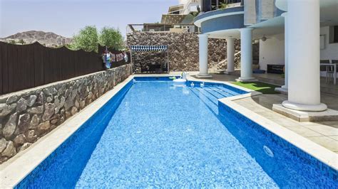 ‫luxury Suite By The Pool إيلات‬