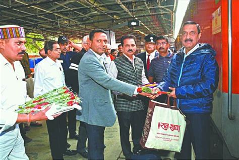 New Delhi To Howrah Rajdhani Express Completes 50 Years Amar Ujala