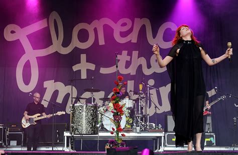 Saturday Night Live: Florence and the Machine Photo: 119521 - NBC.com