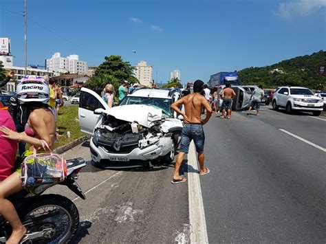 Grave Acidente Na Br 101 Em Itapema