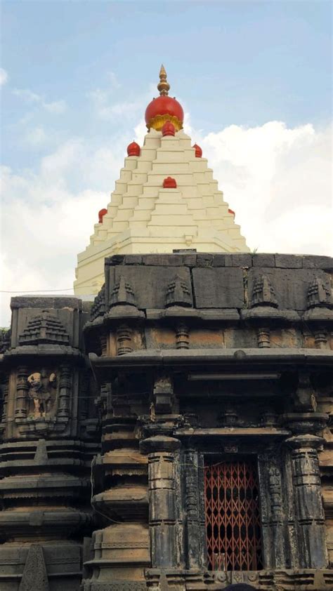 Mahalakshmi Temple Kolhapur | Kolhapur, Old door, Architecture old