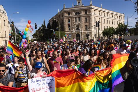 7500 March In Jerusalem Pride Parade Under Heavy Security The Times