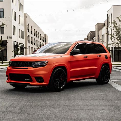 Jeep SRT wrapped in Black and Silk Inferno Red - NWAWrapped.Com ...