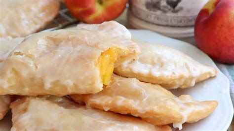 Easy Fried Peach Pies Recipe