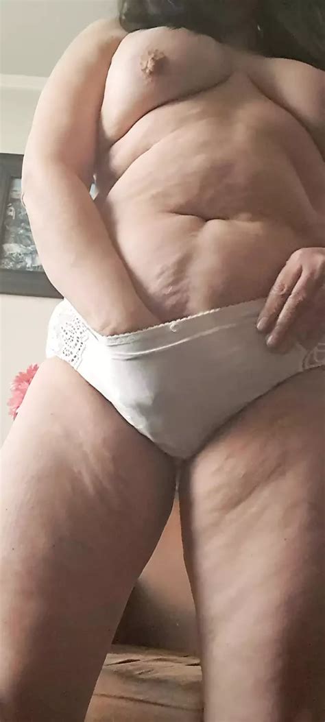 Behaarte muschi und riesige natürliche titten von reifer geiler MILF xHamster