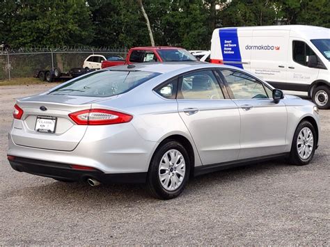 Pre Owned 2013 Ford Fusion S Fwd 4dr Car