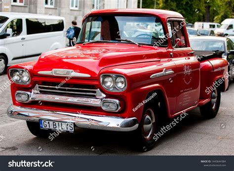 6 499 Classic Pick Truck Images Stock Photos Vectors Shutterstock