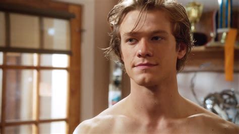 Picture Of Lucas Till In MacGyver Lucas Till 1550339884 Teen