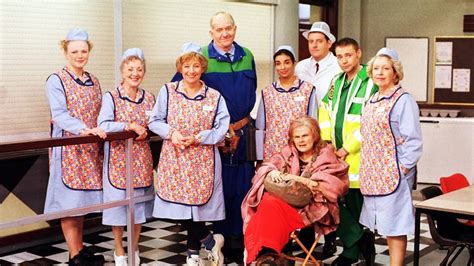 Dinnerladies (1998)