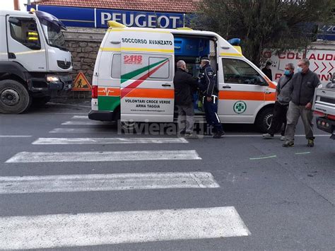 Sanremo Grave Incidente In Corso Marconi Donna In Fin Di Vita Foto