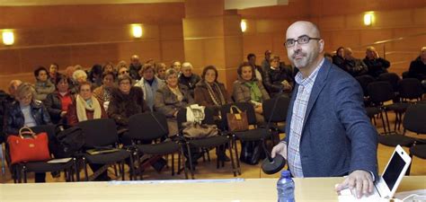 Luis G Bernadal Director Del Centro Diocesano De Orientaci N Familiar