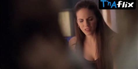 Anna Silk Lesbian Scene In Lost Girl Tnaflix