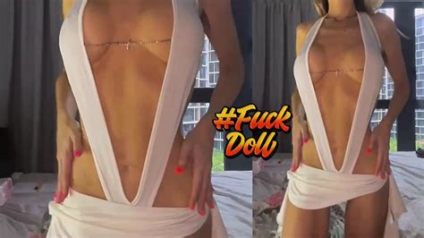 Spanish Busty FuckDoll Masturbating Hot Latina Striptease From Singapore