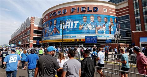 Detroit is the best city for visiting NFL fans, study says - CBS Detroit