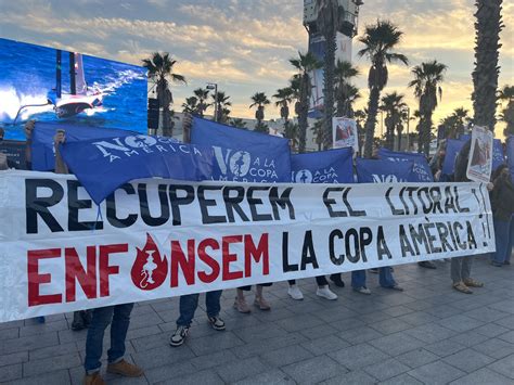 Protestes Contra La Copa Am Rica A La Pla A Del Mar