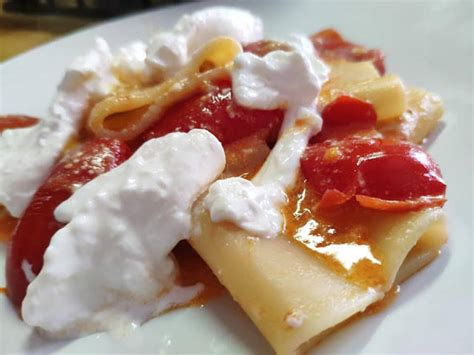 Paccheri Con Pomodorini E Stracciatella Il Capoluogo