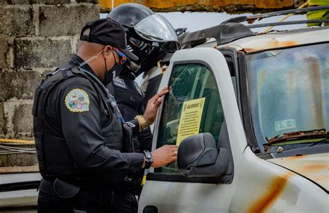 Polic A Municipal De San Juan Encuentra Veh Culo Semejante Al Asociado