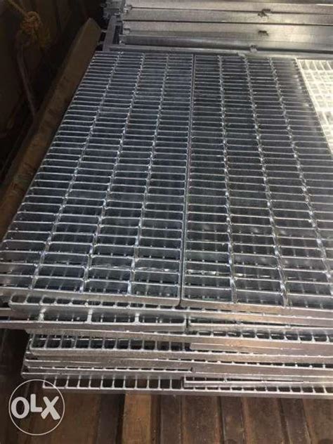 Hot Dip Galvanized Steel Grating Commercial Industrial Construction Building Materials On