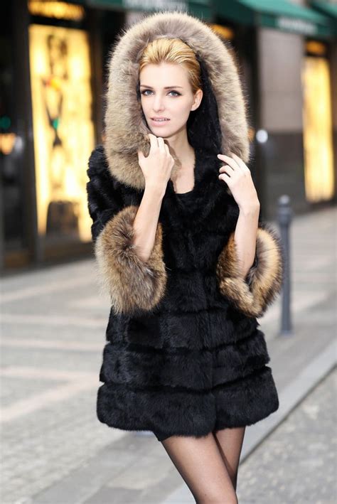 Real Rabbit Fur Coat With Hood Women Fashion Long Style Jacket Ladies