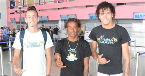 Three young windsurfers Bonaire travel to US for Windsurfing ...