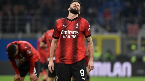 Tutti I Dubbi Di Giroud Il Milan Sulle Sue Spalle Ma Il Futuro Sa Di