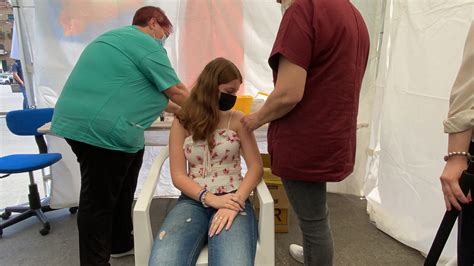 Palermo Vaccinazioni In Piazza Ai Maturandi Giorno Di Festa Live