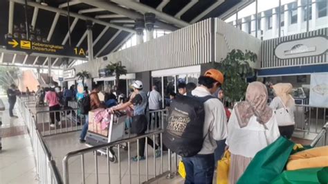 Bandara Soetta Mulai Ramai Pemudik