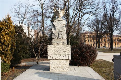 Symbol Trudnej Historii Pomnik Konstytucji 3 Maja W Lublinie