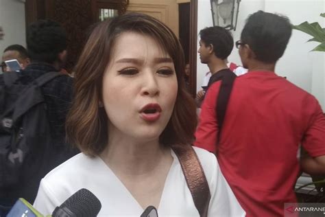 Psi Disindir Karena Usung Ganjar Capres Grace Natalie Kami Naif