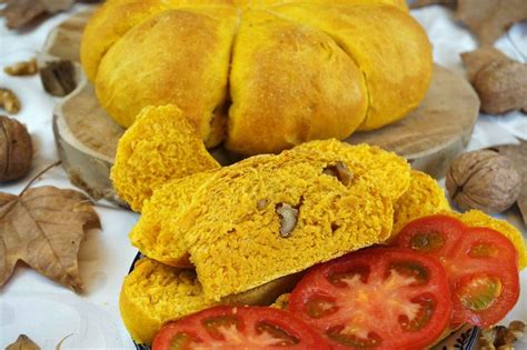 Pan De Calabaza Con Nueces Con Forma De Calabaza Cocina