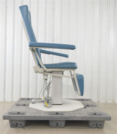 Phlebotomy Chairs Umf 8677 Phlebotomy Procedure Chair Rhino Trade Llc