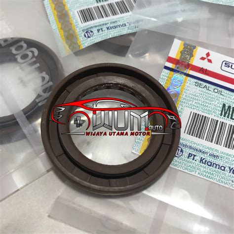 Jual OIL SEAL TRANSMISI FRONT SIL PERSNELING DEPAN L300 L038 L039