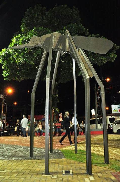 Exclusivo Escultura Asas Da Folia Vira Monumento Hist Rico Na Pra A