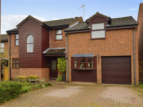 4 Bed Detached House For Sale In Hatchlands Great Holm Milton Keynes