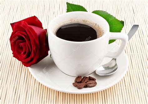 Cup Of Coffee And Red Rose — Stock Photo © Seralex 6473470