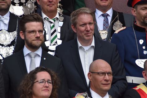 Fest Am Dicken Turm Zur Er Ffnung Der Sch Tzensaison